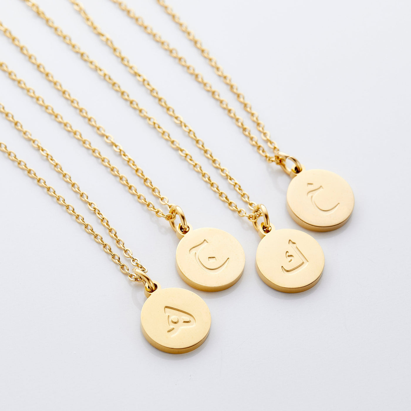 Collier pendentif lettre initiales