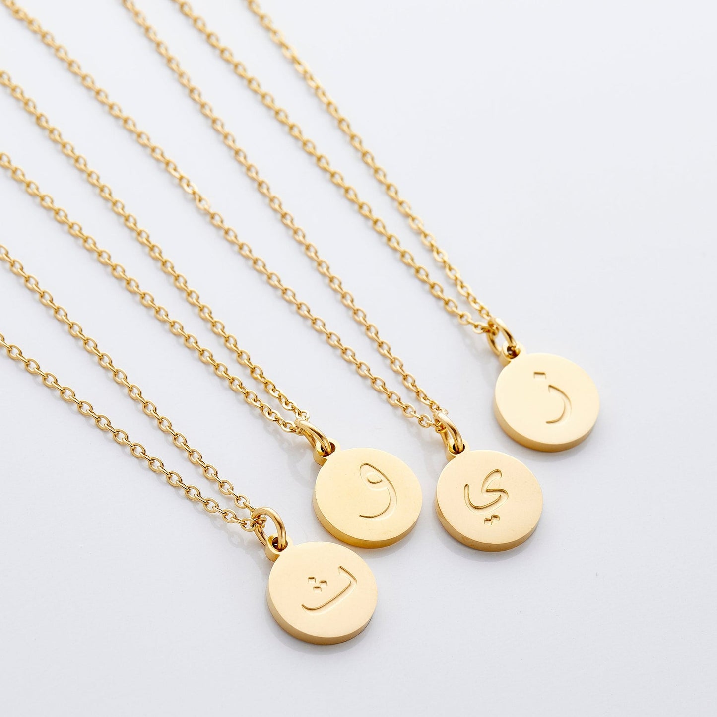 Collier pendentif lettre initiales