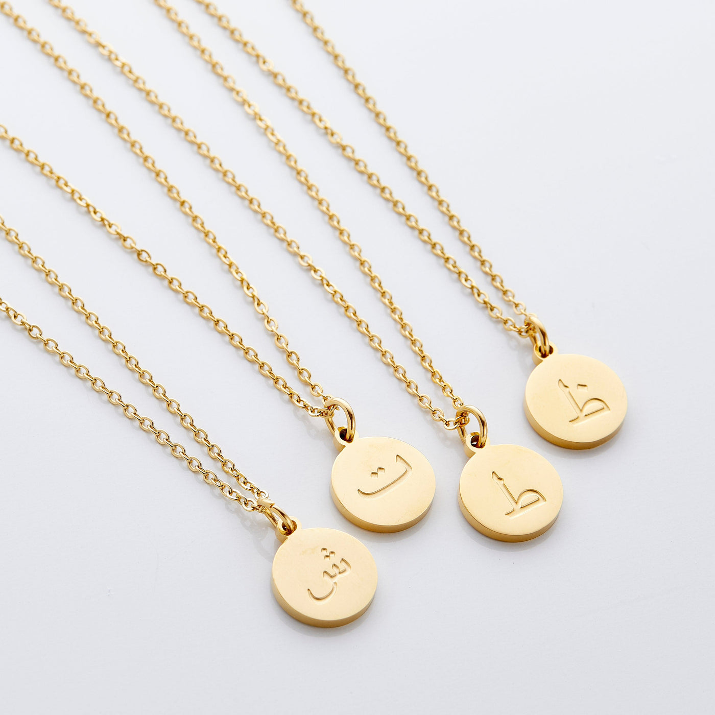 Collier pendentif lettre initiales